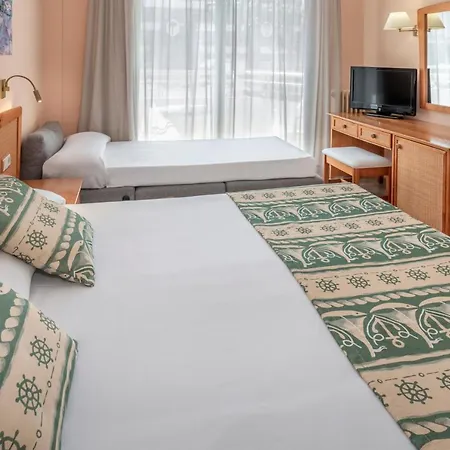 Hotel Ght Oasis Tossa & 4*
