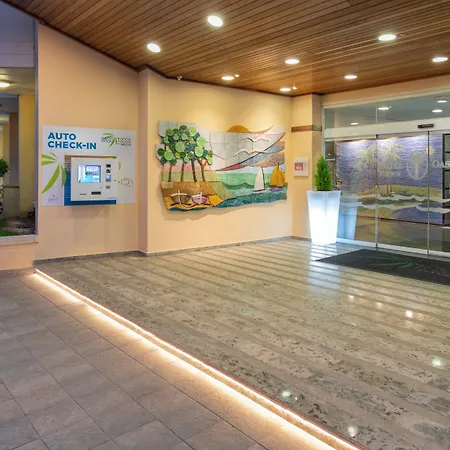 Отель Ght Oasis Tossa & 4*